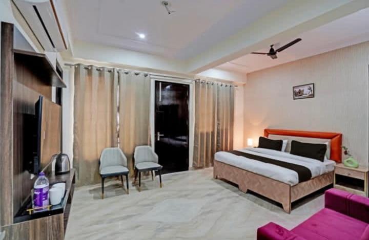 Savanna - A Boutique Stay Noida Extérieur photo